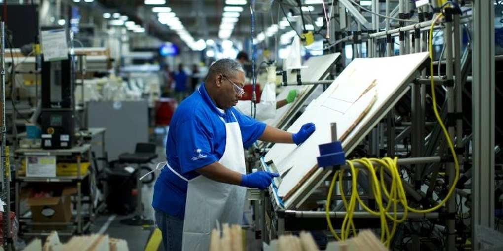 Căng thẳng thuế quan toàn cầu: Tác động và 3 kịch bản tương lai